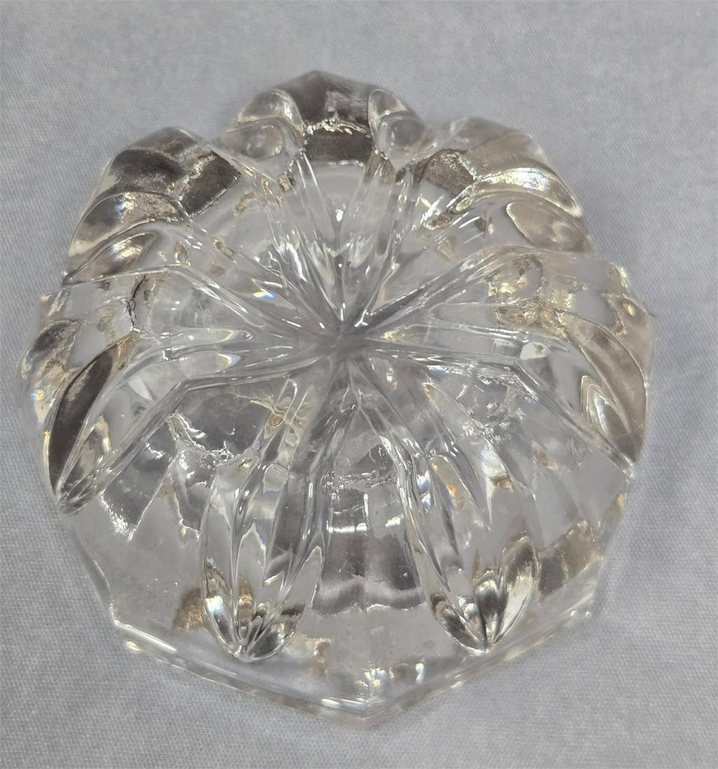 Set 6 Assorted Master Glass Salts - 11