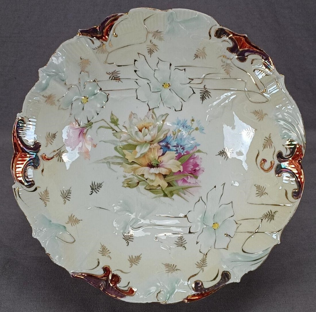 RS Prussia Mold RS 21 Tiffany Luster Large Bowl (1 of 11)