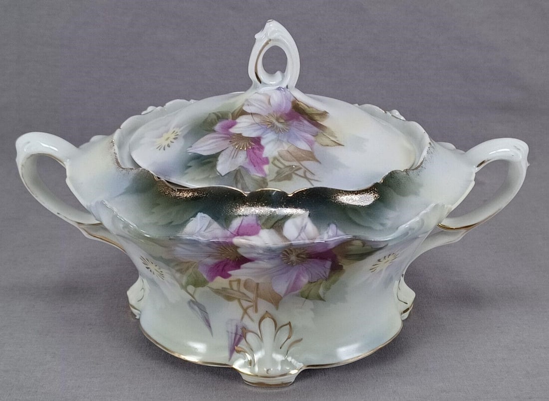 RS Prussia Mold 646 Clematis Flowers Cracker Jar (1 of 11)