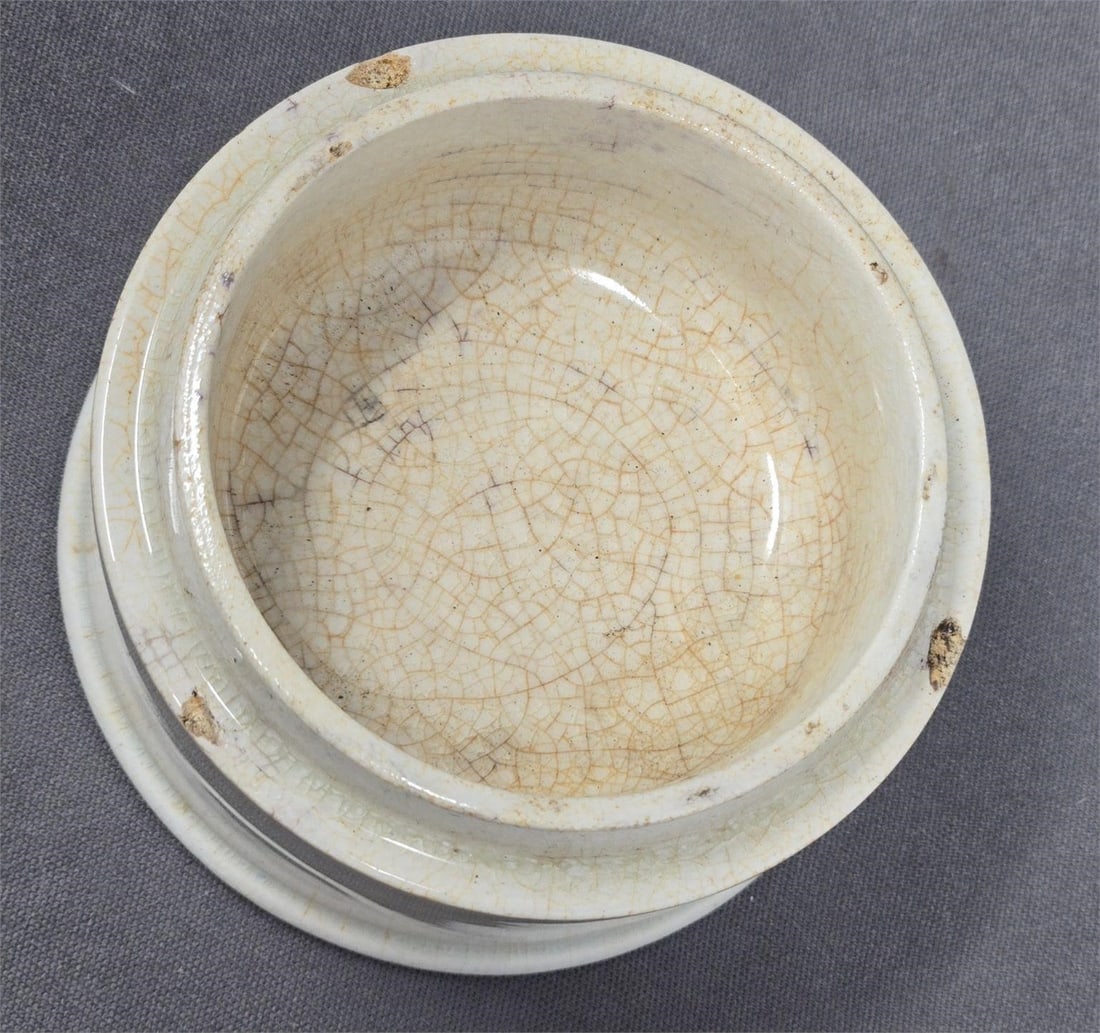 Breidenbach's Cherry Paste Pot Lid with Base - 8