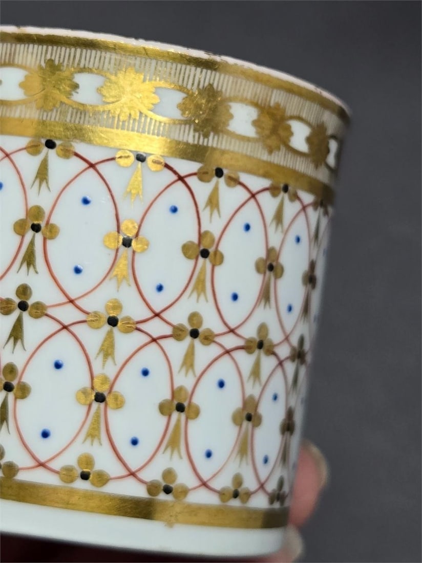 Minton Coffee Can Pattern 62 C. 1805 - 8