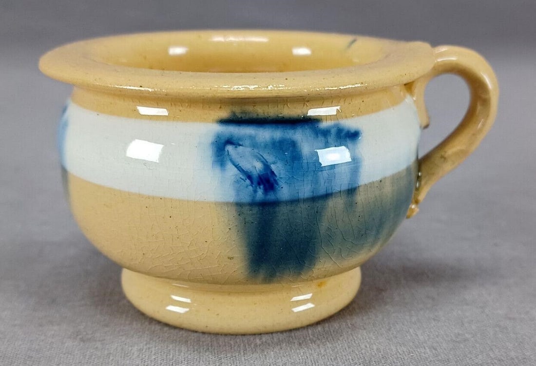 Antique Seaweed Yellow Ware Childs Chamber Pot (1 of 10)
