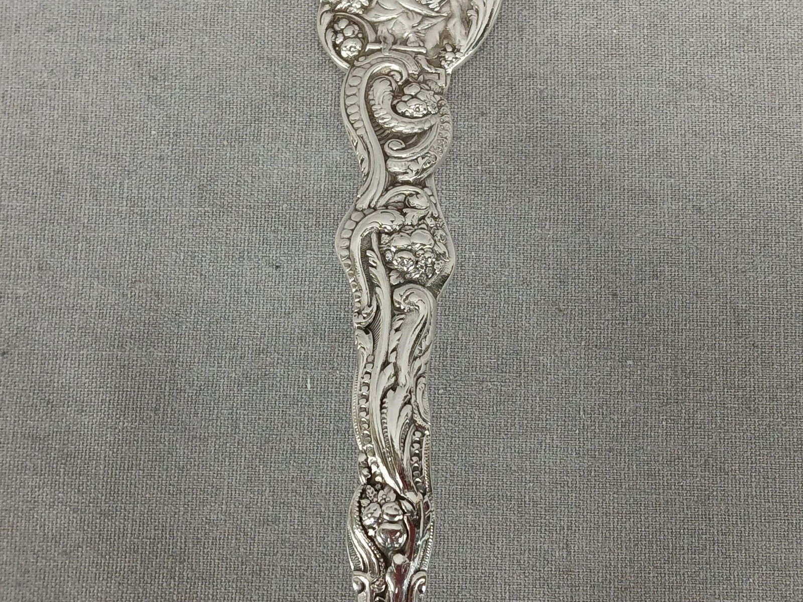 Gorham Versailles Sterling Silver Asparagus Server - 3