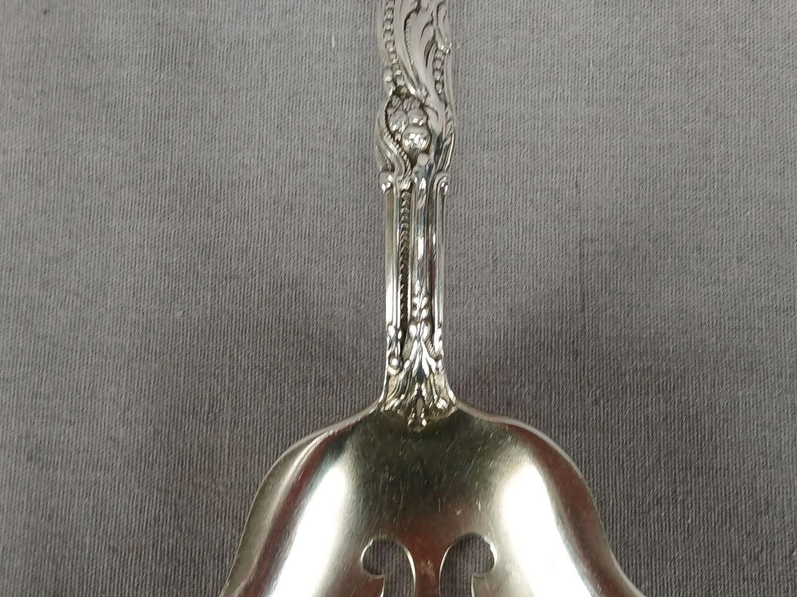Gorham Versailles Sterling Silver Asparagus Server - 4