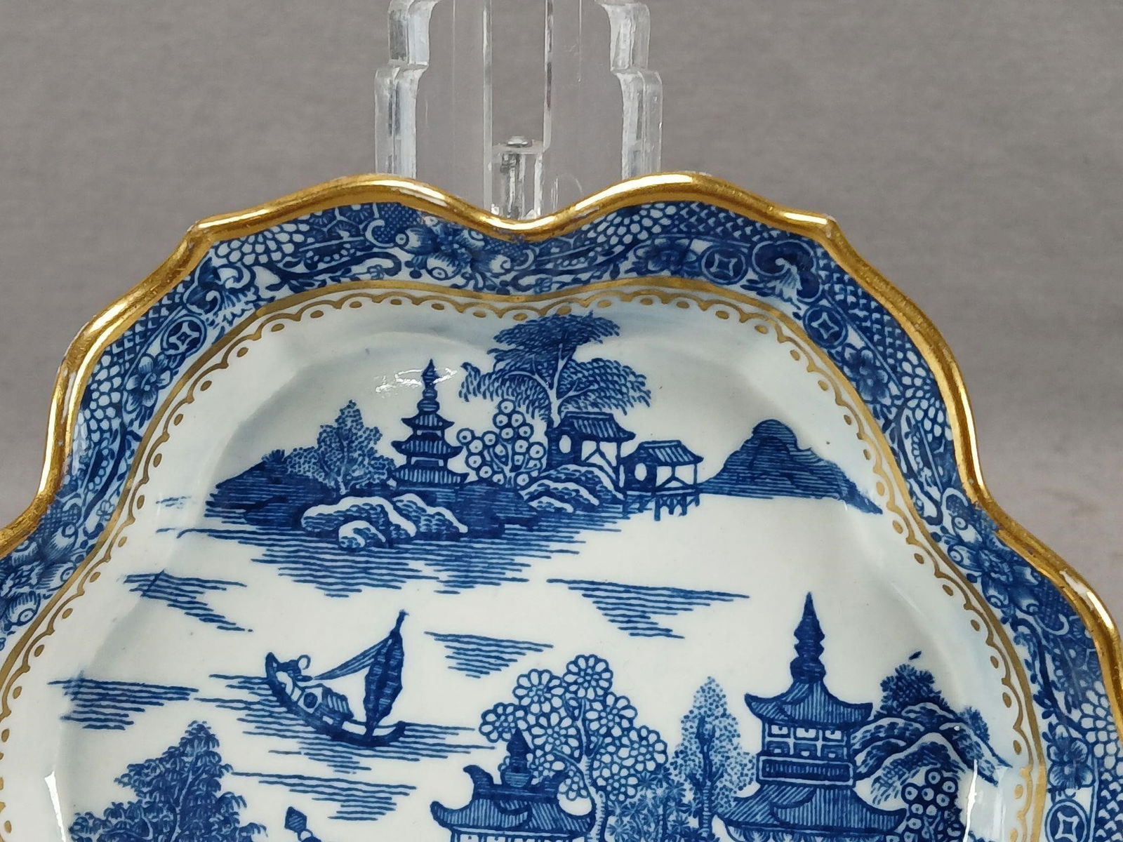 Caughley Temple Pattern Teapot Stand C.1775-1790 - 3