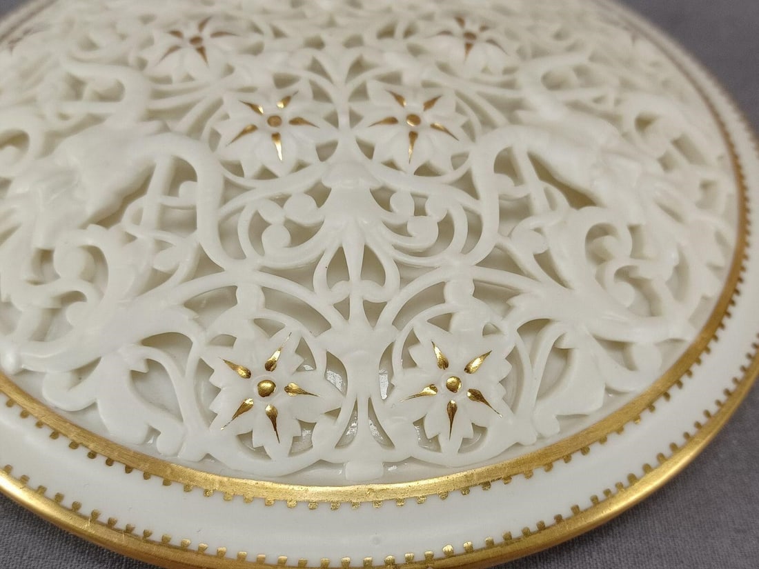 Grainger Worcester Green Man Scrollwork Powder Jar - 11