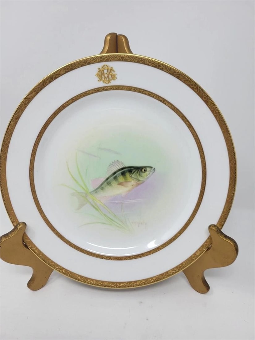LENOX Hand Painted Fish Plate - Yellow Perch: Lenox hand painted fish luncheon plate. Artist signed by W. H. Morley, a prominent Lenox artist. Very nicely done Yellow Perch fish painting on plate. Retailed by Baily Banks & Biddle of Philadelphia.