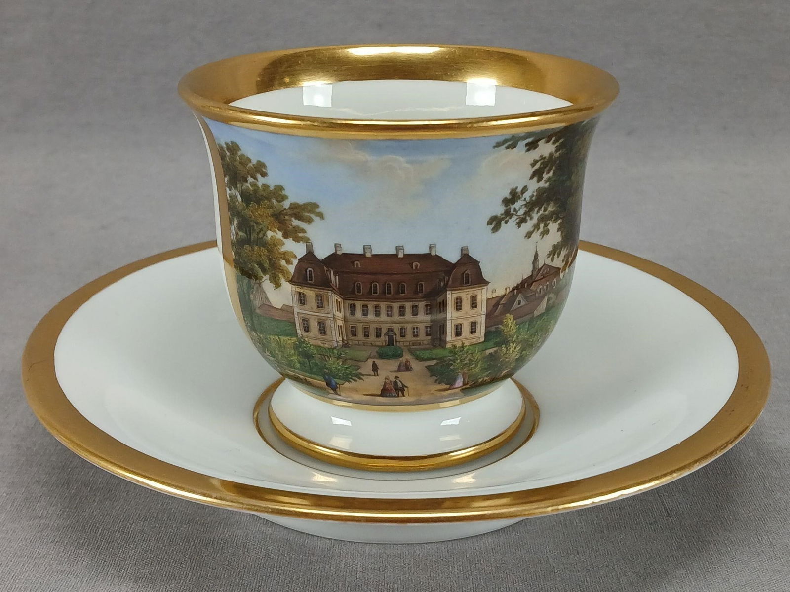 KPM Berlin Herrschaftshaus Herrnhut Cup & Saucer (1 of 14)
