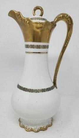 Blakeman & Henderson Limoges Chocolate Pot: Beautifully decorated Blakeman & Henderson Limoges on a coiffe blank. Circa early 1900s. Turquoise and brown painted design with a gold rim, molded handle, and scalloped base. Measures approximately 1