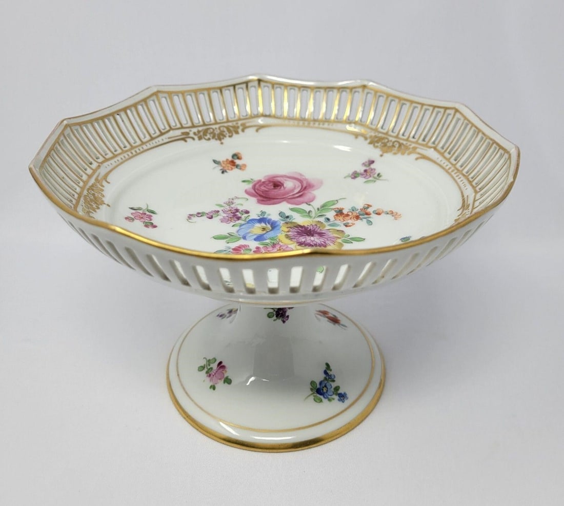 Donath & Co. Reticulated Pedestal Compote (1 of 12)