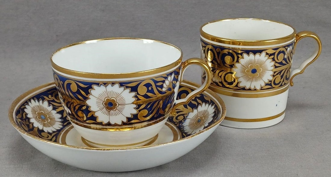 Spode Pattern 893 Floral Cobalt Cup & Saucer Trio (1 of 18)