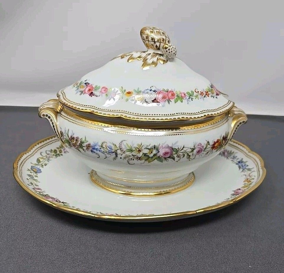 Old Paris Porcelain Sauce Tureen (1 of 20)