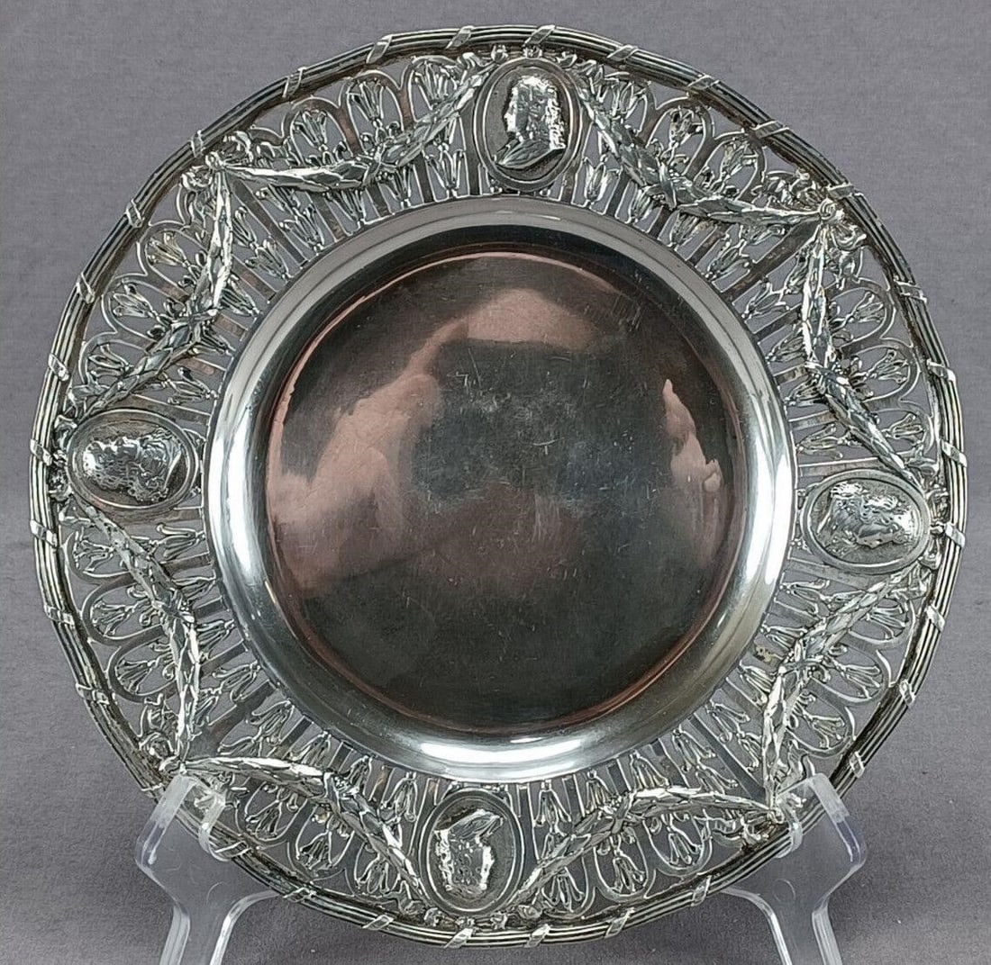 Hanau 800 Silver Portrait Medallions Plate (1 of 9)