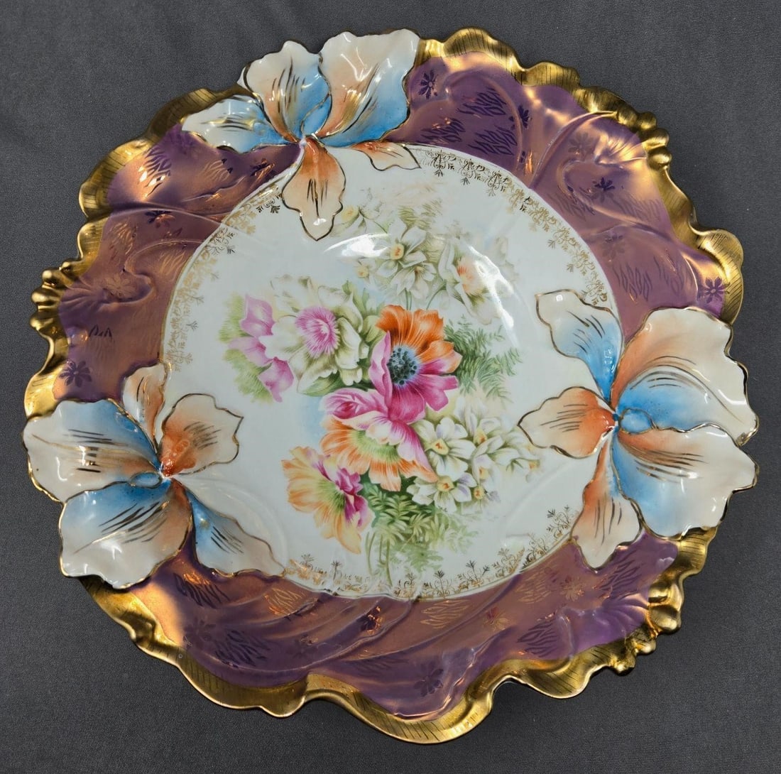 Unmarked RS Prussia Bowl Iris Variation Mold 26 (1 of 11)