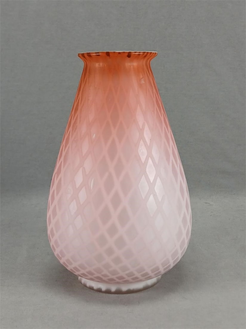 Antique Pink MOP Quilted Diamond Satin Glass Vase (1 of 8)