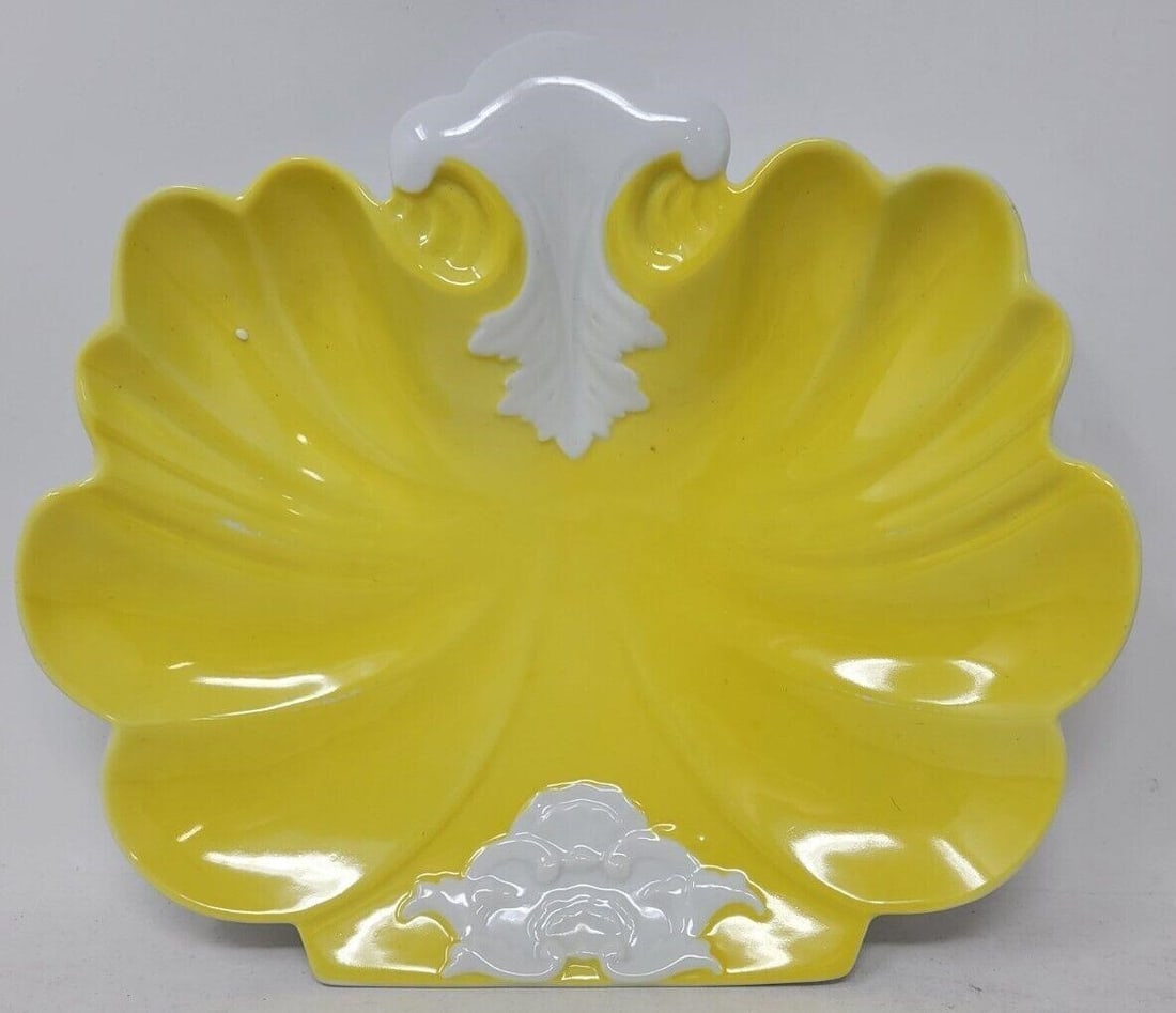 Vista Alegre Portugal Yellow Dish Mottahedeh (#2) (1 of 11)