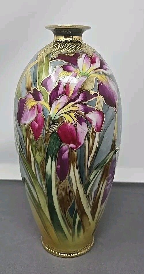 Nippon Iris Vase Hand Painted 1891-1911 9 3/4" (1 of 13)