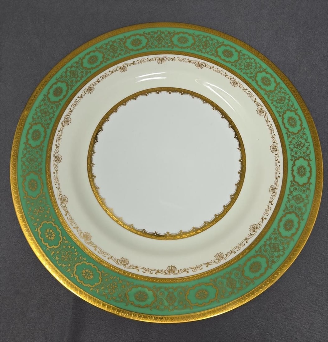 Minton H 3998 Green with Gold Border Dinner Plate: Unused condition Minton plate with a green and gold border. No chips or cracks or scratches. Marked with H 3998 on the back which should be the pattern number. Measures approximately 10 3/4 inches in