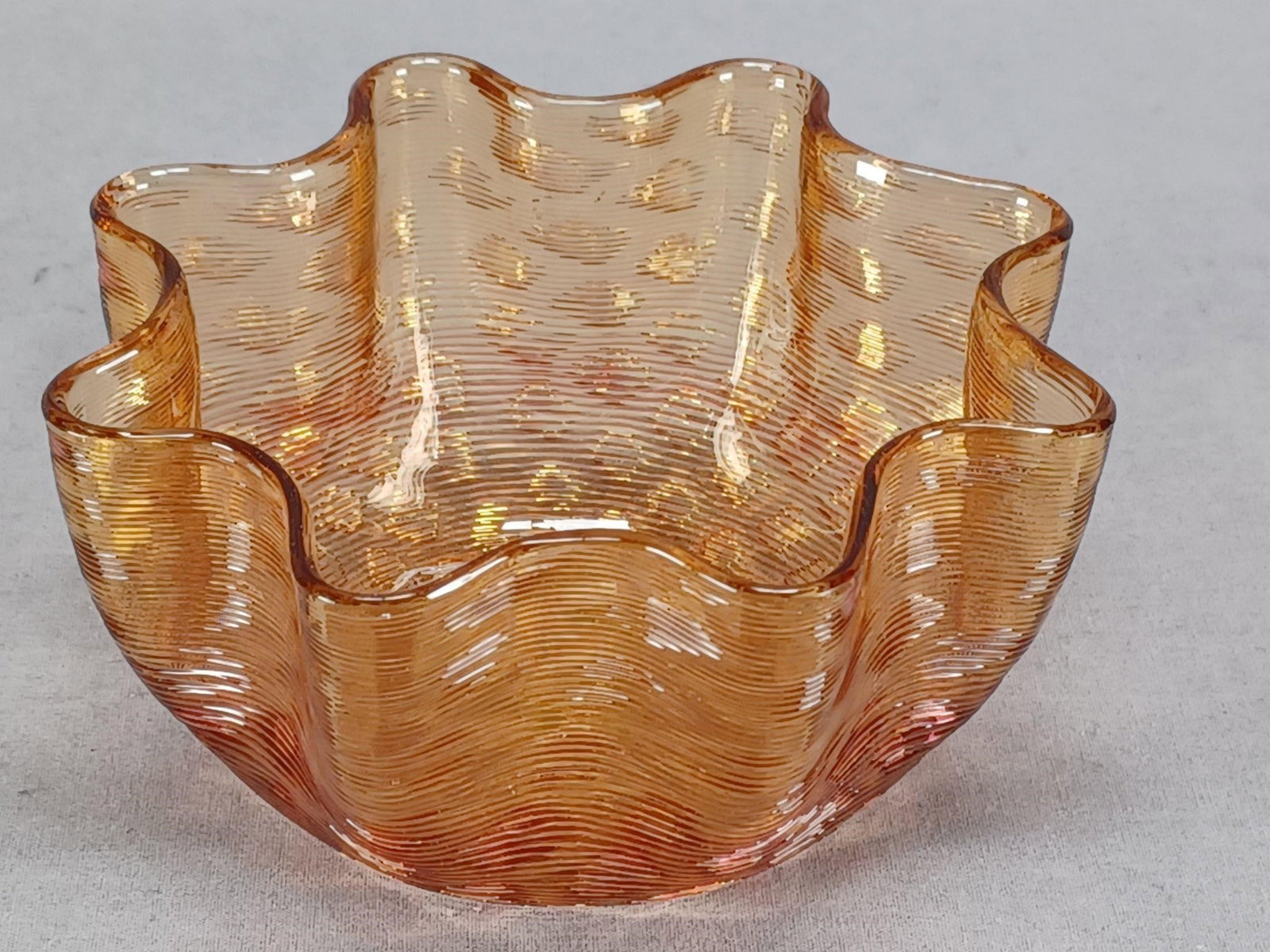 Strawberry Cranberry Threaded Amber Glass Bowl (1 of 10)