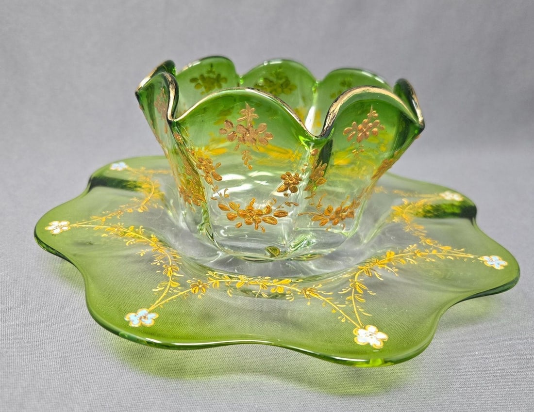 Bohemian Green Enameled Finger Bowl and Undertray (1 of 13)