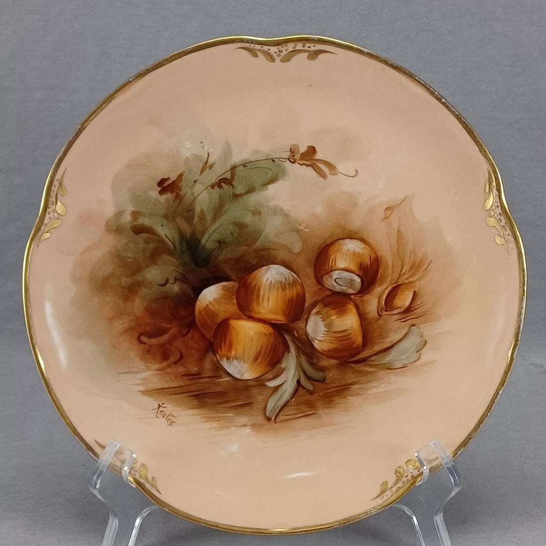 Pickard Hand Painted Hazelnuts & Gold 8 5/8" Plate (1 of 11)