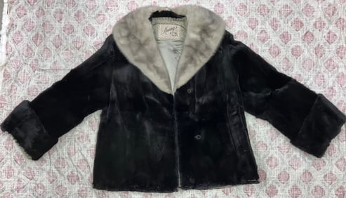 Beautiful Mink and Fix Fur Coat