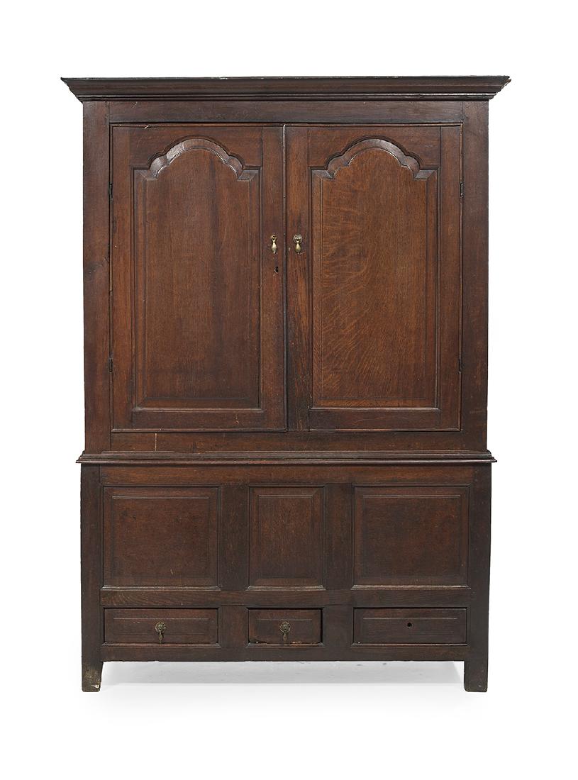 English Oak Linen Cupboard (1 of 3)