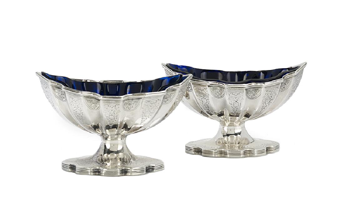 Good Pair of George III Sterling Silver Salt Cellars (1 of 2)