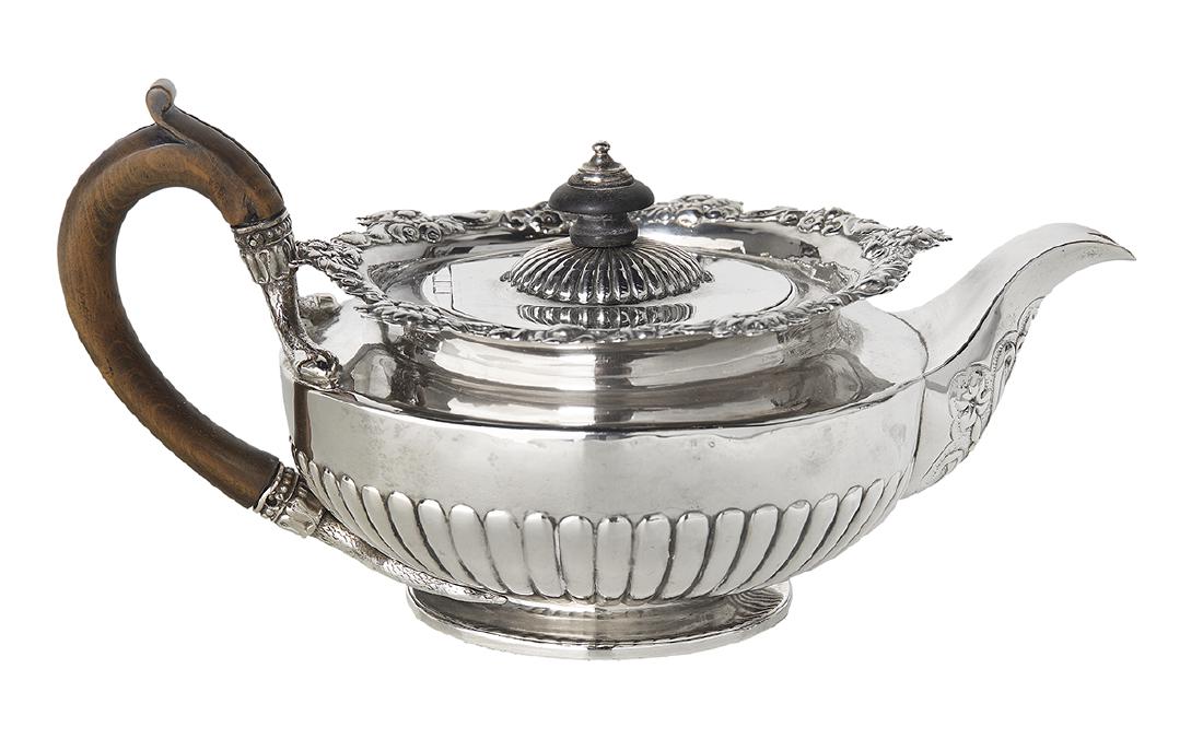 Paul Storr (1771-1844) Sterling Silver Teapot (1 of 3)