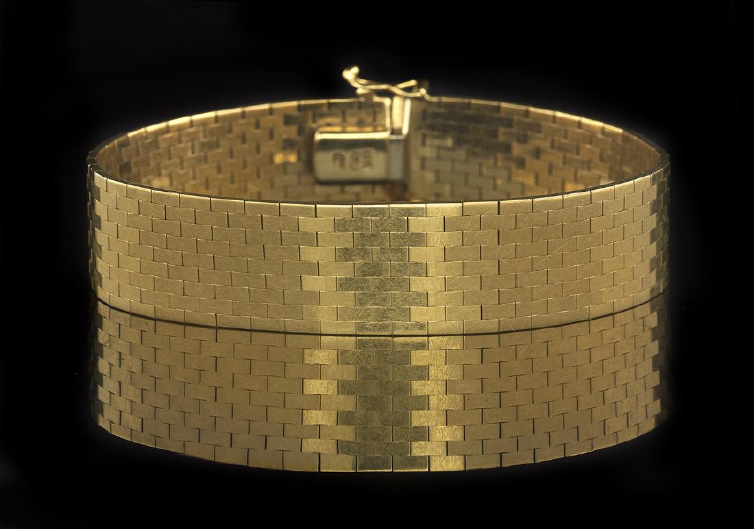 Gold Bracelet (1 of 2)
