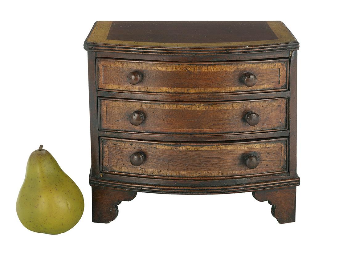 Miniature Georgian-Style Mahogany Chest: Miniature Georgian-Style Mahogany Chest of Drawers 20th century, English. h. 9-1/4", w. 10-1/4", d. 7-3/4" Provenance: Bruce McCashin Collection.