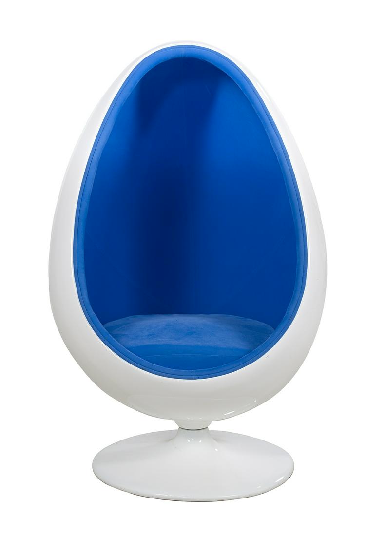 Mid-Century Modern White Fiberglass Egg Chair: Mid-Century Modern White Fiberglass Swivel Egg Chair designed by Henrik Thor-Larsen, upholstered in blue velvet and mounted to a circular swivel base. h. 54", dia. 33"