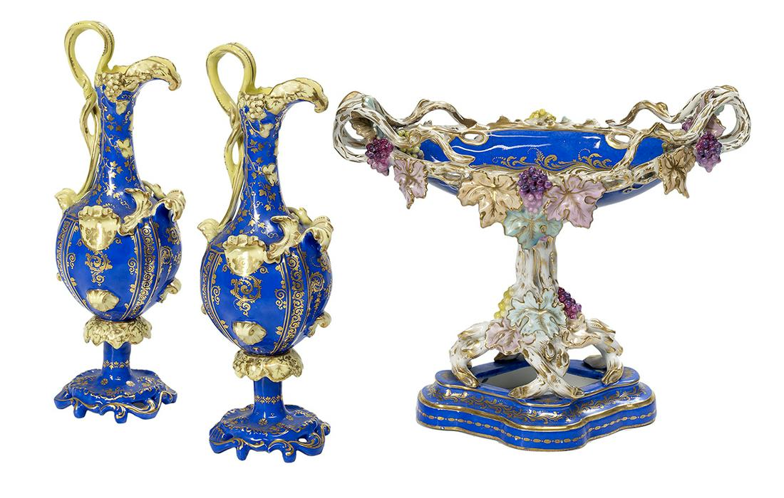 Jacob Petit Porcelain Grape-Molded Garniture (1 of 4)