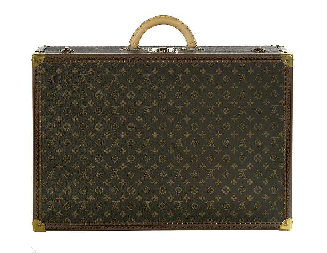Louis Vuitton Monogram Suitcase/Travel Bag: Louis Vuitton Monogram Suitcase/Travel Bag the coated canvas hardside suitcase with a leather interior, Vachetta leather trim, brass hardware, the center closure with integral lock and keys, luggage t