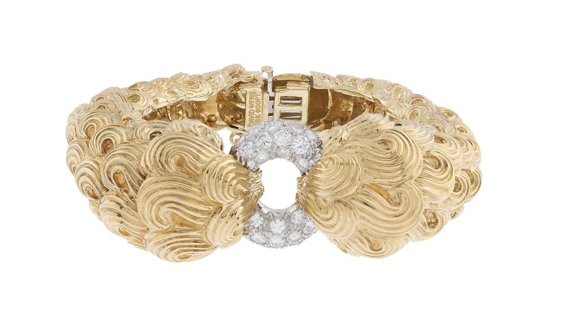 Stunning David Webb Diamond Bracelet: Stunning David Webb Diamond Bracelet 18k yellow gold/platinum, the textured bracelet set with a platinum ring mounted with round brilliant-cut diamonds weighing approximately 3.50 carats in total, sta