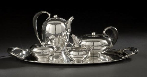 Georg Jensen Sterling Silver Tea Set Number 787: Good Georg Jensen Five-Piece Sterling Silver Coffee and Tea Set Number 787, designed in 1933 by Johan Rohde (1856-1935), Copenhagen, with the post-1945 Jensen mark, including a coffeepot, h. 7-1/4", d