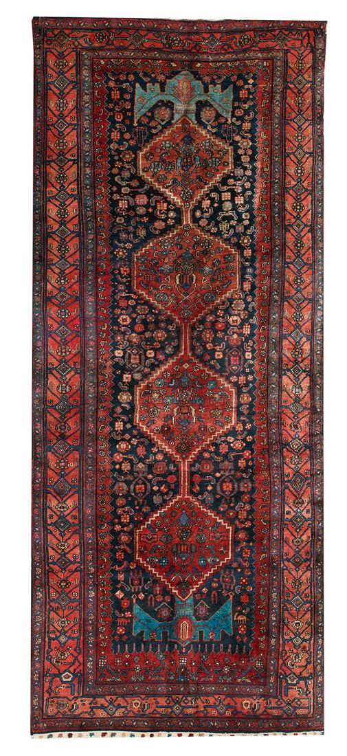 Semi-Antique Persian Bidjar Carpet (1 of 1)