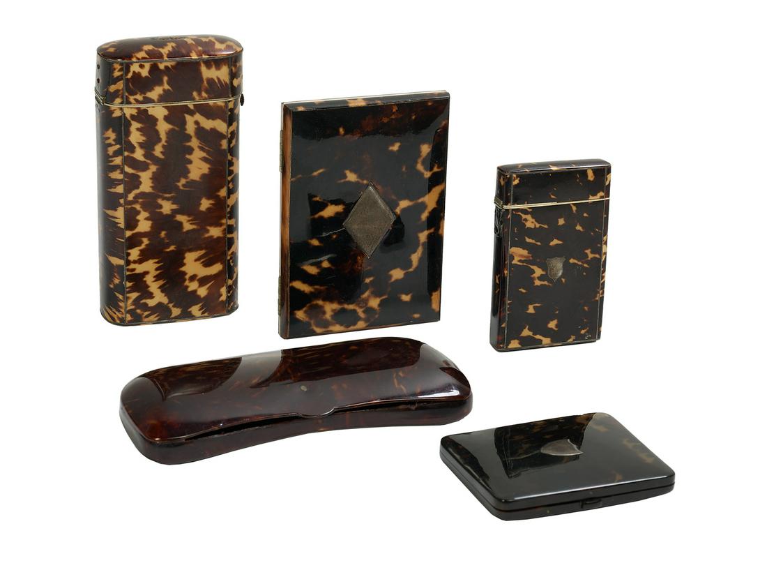 Five English Tortoiseshell Objets de Vertu (1 of 1)