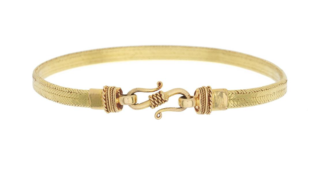 Gold Bracelet (1 of 1)