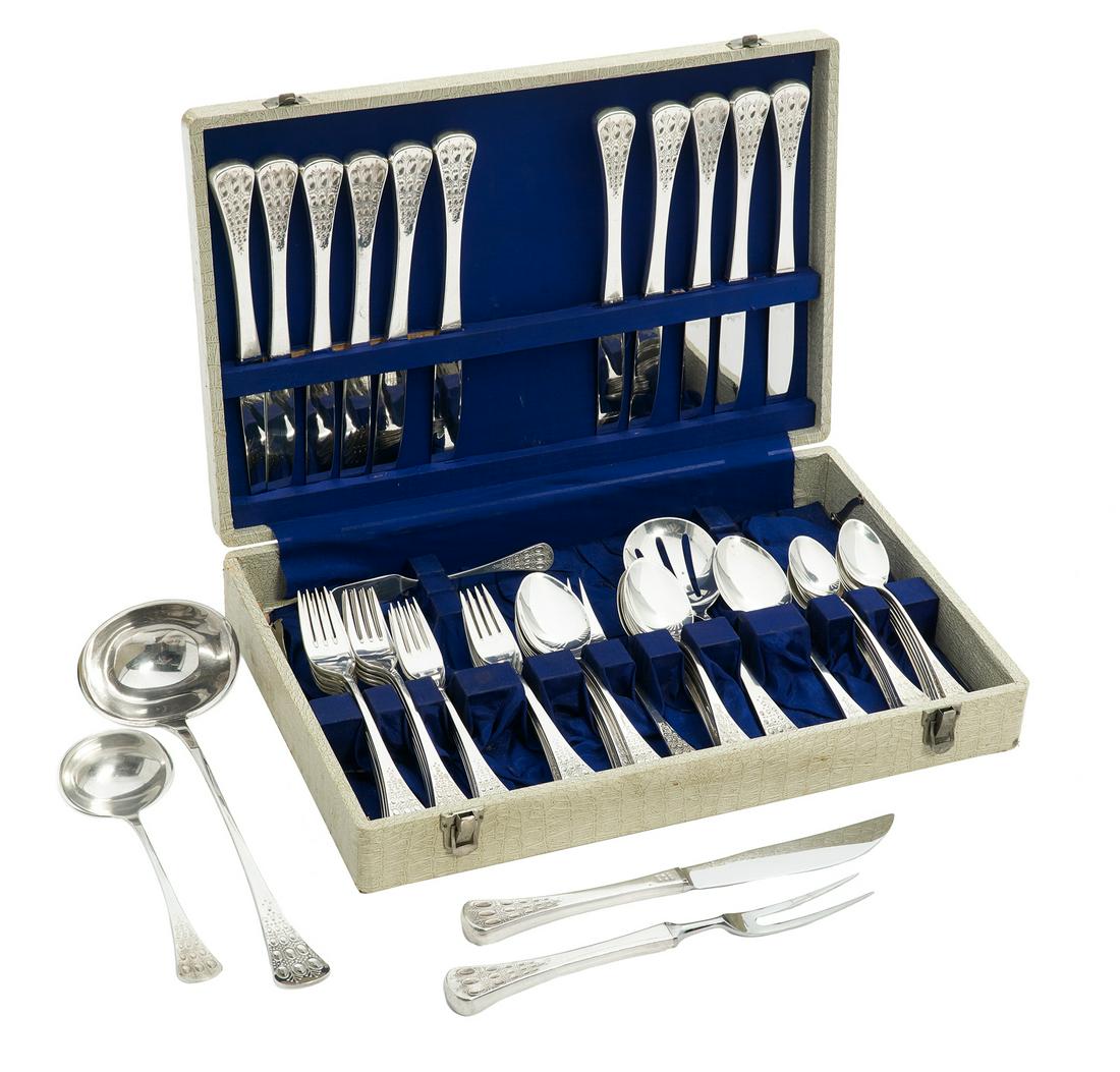 Rosenthal "Romanze" Sterling Silver Flatware Set (1 of 2)