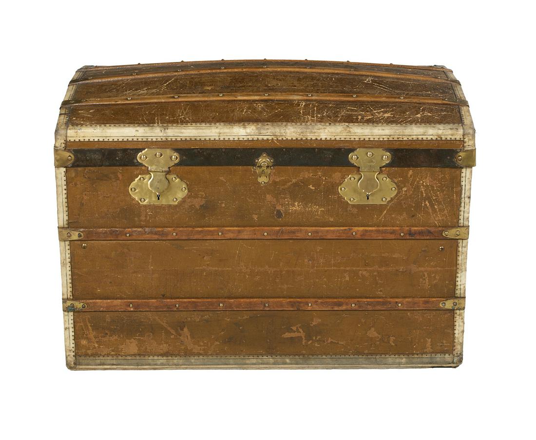 Au Bon Marche Canvas and Wood Traveling Trunk (1 of 2)