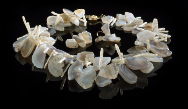 Chalcedony and Pearl Necklace and Earring Set: Unusual Chalcedony and Pearl Necklace and Earring Set, composed of small polished chalcedony pieces interspersed with tubular freshwater pearls, the earrings with just chalcedony pieces, with a fourte