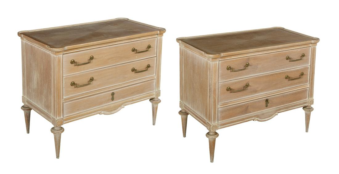 Pair of Italian Commodes/End Tables (1 of 7)
