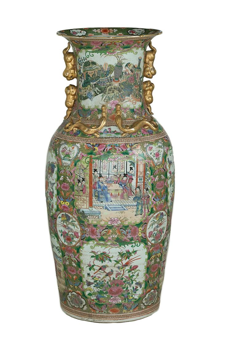 Chinese Export Rose Medallion Palace Vase (1 of 2)