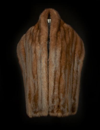 Ritter Brothers Fur Stole with Three End Tabs: Ritter Brothers Fur Stole with Three End Tabs, with the original Ritter fabric liner, w. 13" (four pelts), l. 77", accompanied by a cloth bag.
