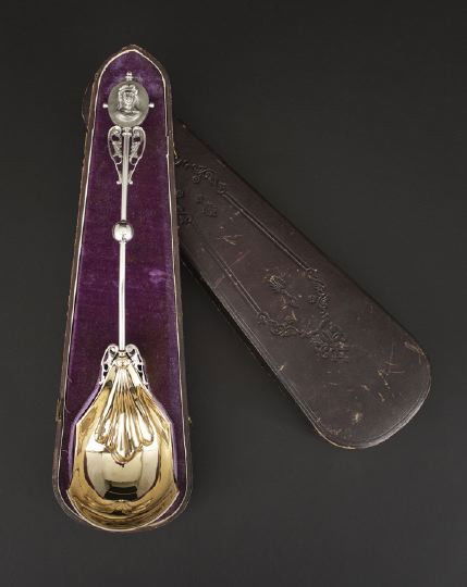American Cased Sterling "Medallion" Punch Ladle: Fine American Cased Sterling Silver "Medallion" Punch Ladle, third quarter 19th century, possibly by Wood & Hughes, New York, the tubular handle with a spherical knop and an elaborate finial of a pair