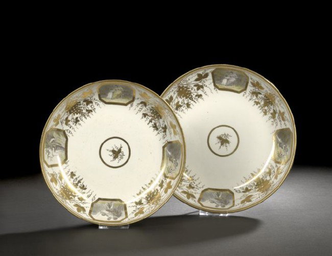 Pair of Miles Mason Graduated Porcelain Bowls: Good Pair of Miles Mason, England, Graduated Porcelain Bowls, first quarter 19th century, in the neoclassical taste, the decoration of alternating gilded stylized "Vintage" sprays and gilt-framed poly