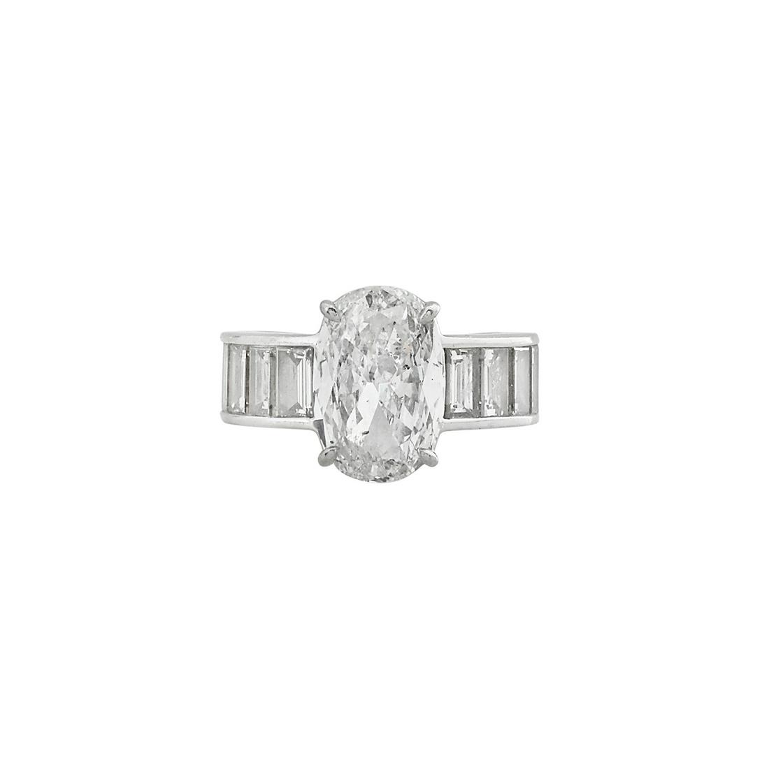 Beautiful Diamond Ring (1 of 2)