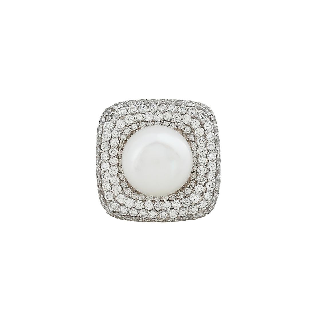 South Sea Pearl and Diamond Ring (1 of 2)