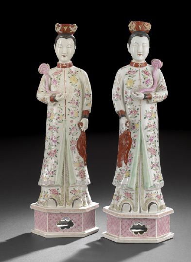 Pair Chinese Famille Rose Export Figures: Pair Chinese Famille Rose Export Porcelain Figures of Ladies, 19th century, each modeled as a standing female figure dressed in informal robes and holding a ruyi scepter and feather fan, on hexagonal